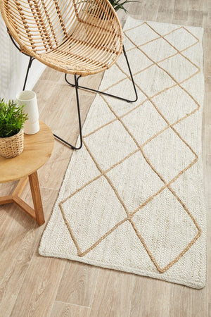 Byron 222 White Runner Rug