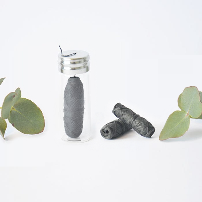 Bamboo Charcoal Mint Dental Floss Pack - Glass Jar & Refill