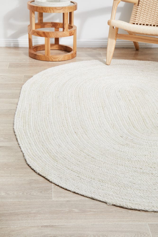 Agonda White Oval Rug