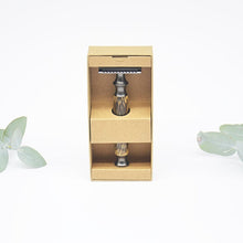 Safety Razor with Replacement Blades - Bamboo