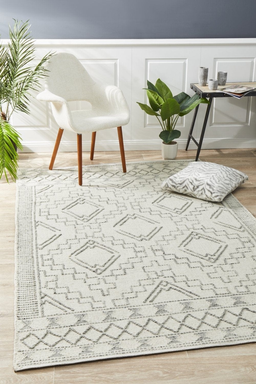 Triv Rug Ivory