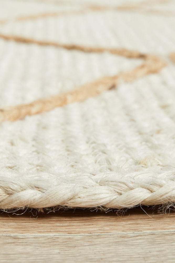 Byron 222 White Rug