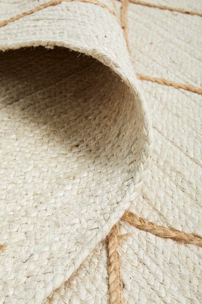Byron 222 White Rug