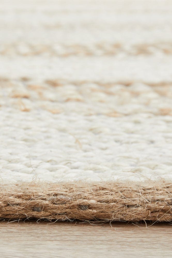 Byron 555 Natural White Rug