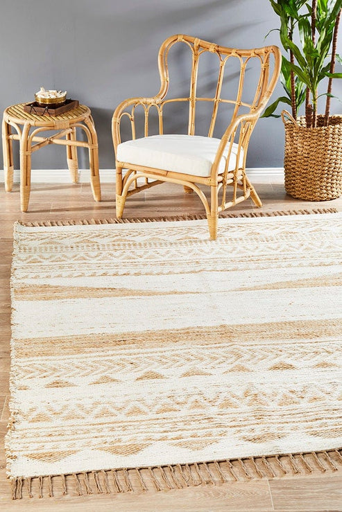 Parade 333 White By Rug Culture-320X230CM - RECTANGLE main image 0